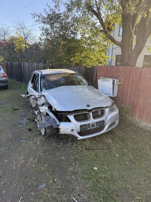 Bmw seria 3 E 91 2011 avariat
