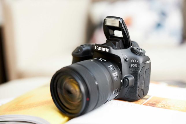 Canon 90D kit 18-135 Nano usm + Bonus