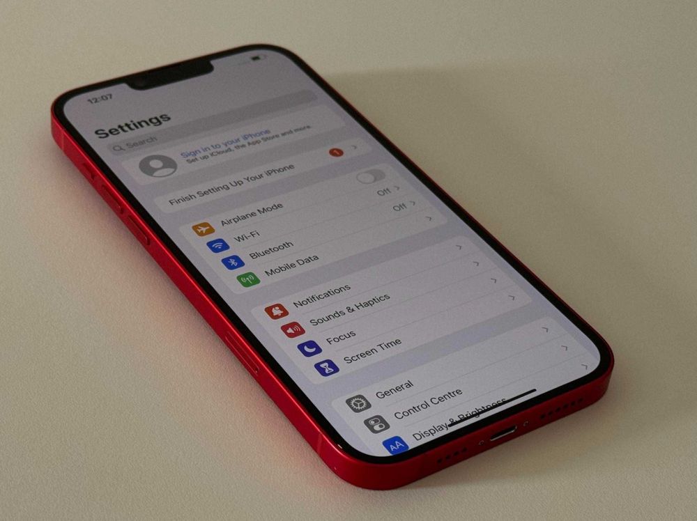 Iphone 14 plus 128 GB RED Гаранция