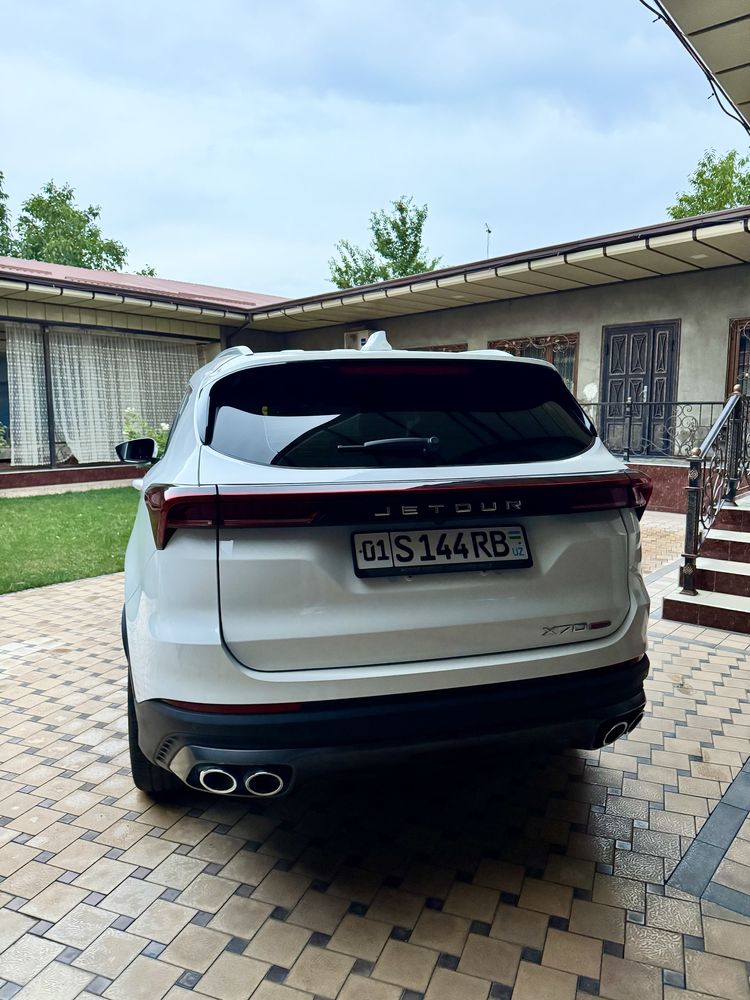 Jetour X70 plus 1.6