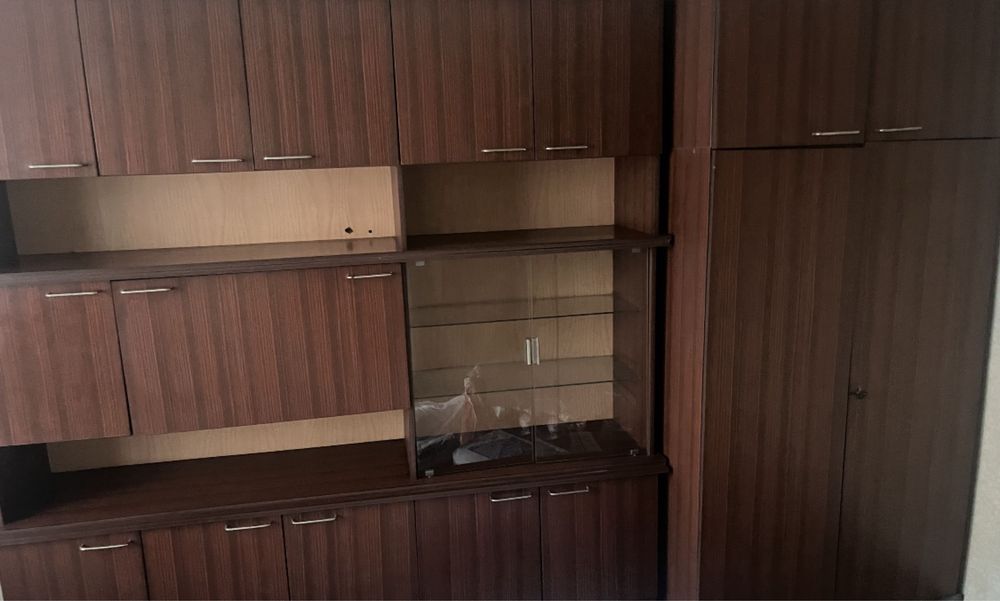 Продавам  холна  секция