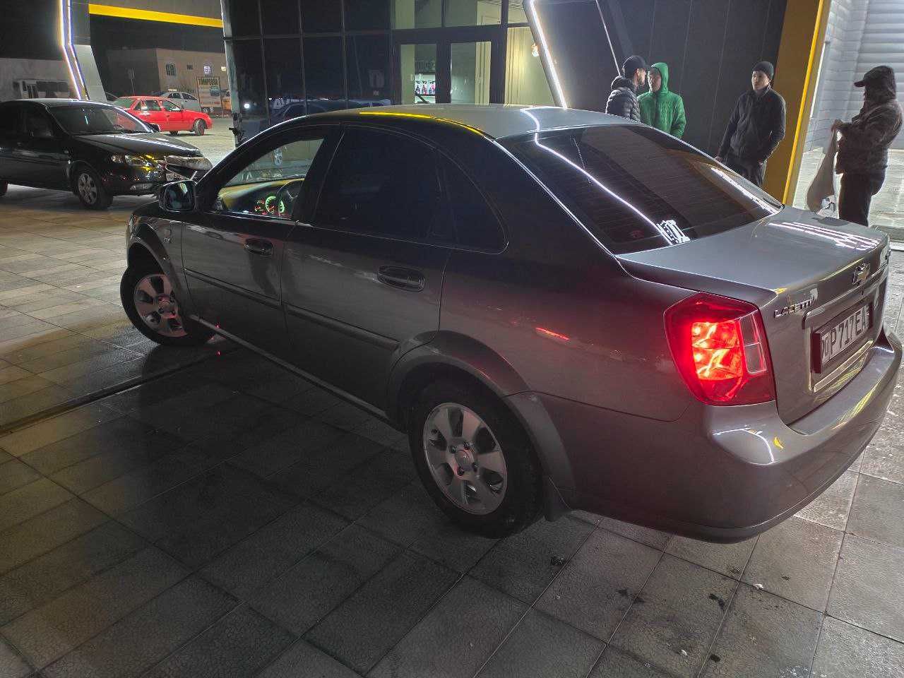 Gentra 2014 yil 2-pozitsiya 166000 km radnoy