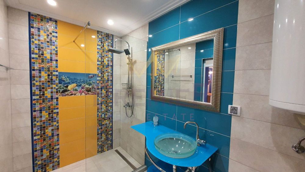 3-стаен в Бургас, област-к.к.Слънчев бряг площ 85