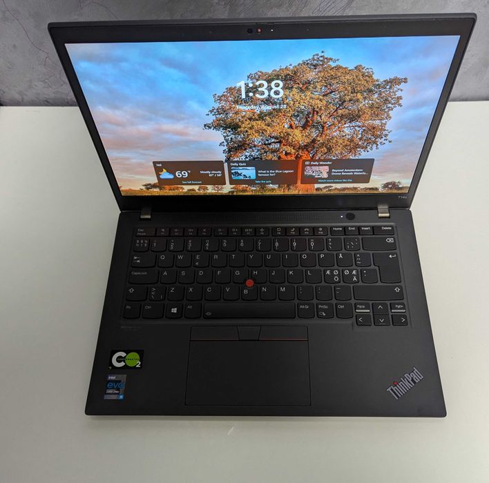 Laptop Lenovo Thinkpad T14s  i5 1145G7 16gb ram ssd 512gb