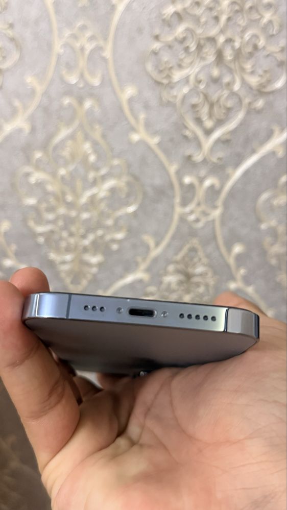 Iphone 13 pro ayfon 13 pro 256gb blue sotiladi aybi yo face ishlidi