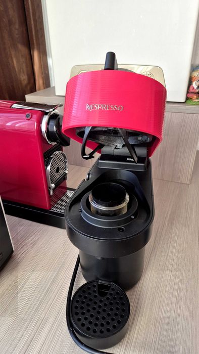 Espressor Vertuo Pop Spicy Rosu