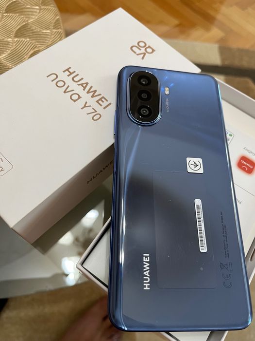 Чисто нов Huawei nova Y70