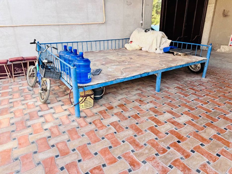 Топчан размер: 2.5/4 б/у