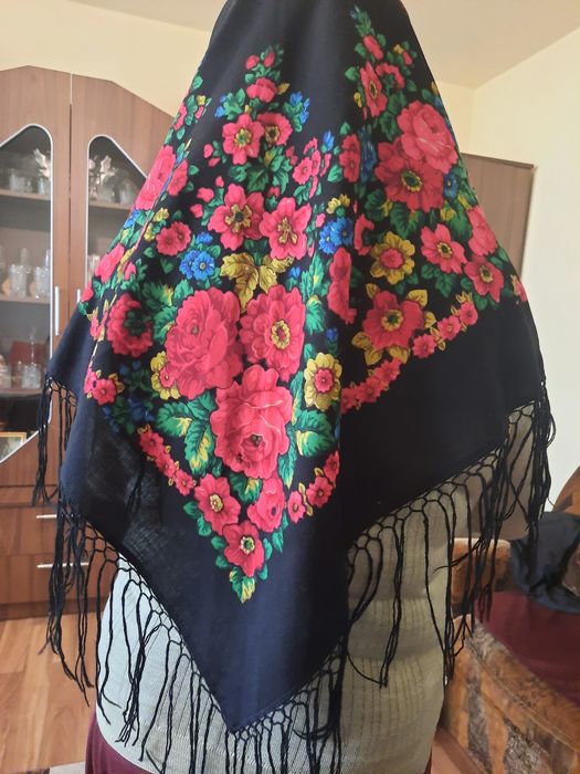 Baticuri vechi casmir pur, simple sau cu franjuri, zona Transilvania