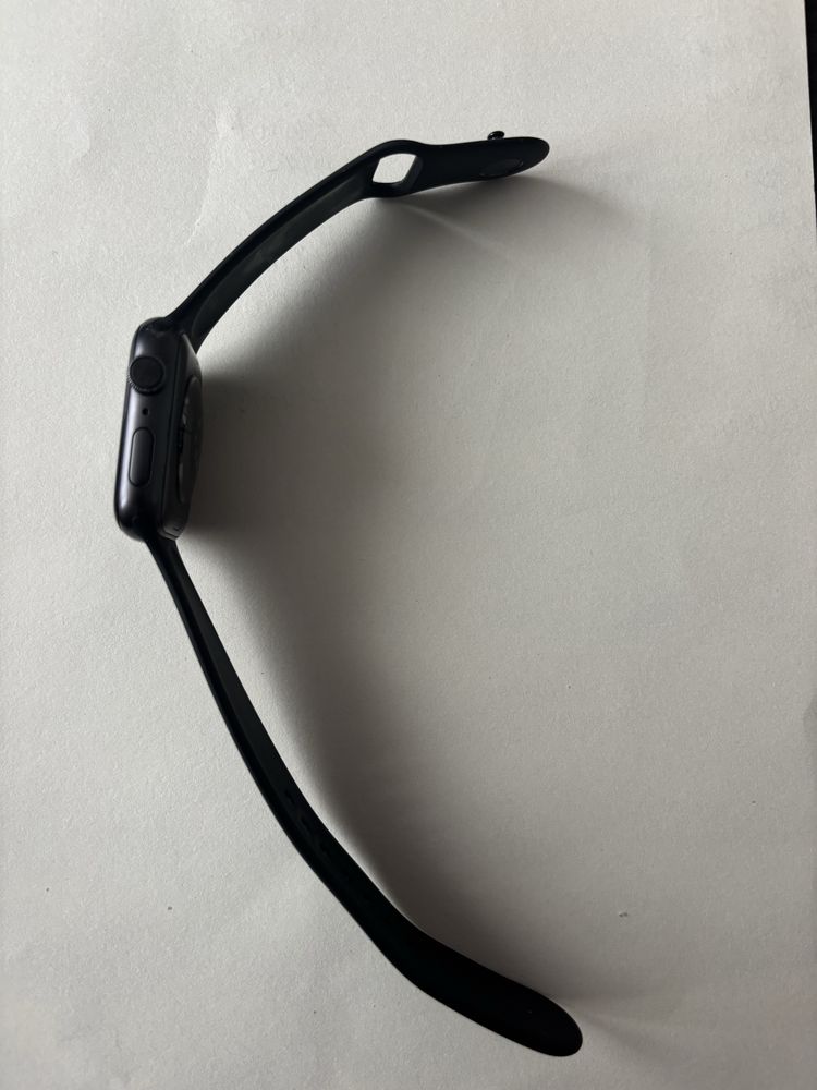 Apple watch 6 44 mm - употребяван