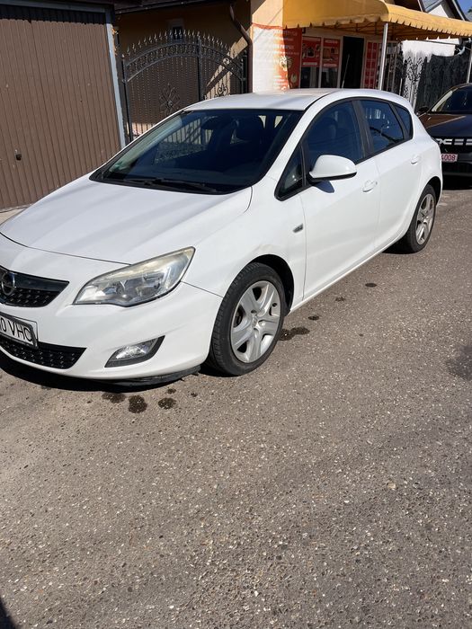 Opel Astra J 1.7 cdti