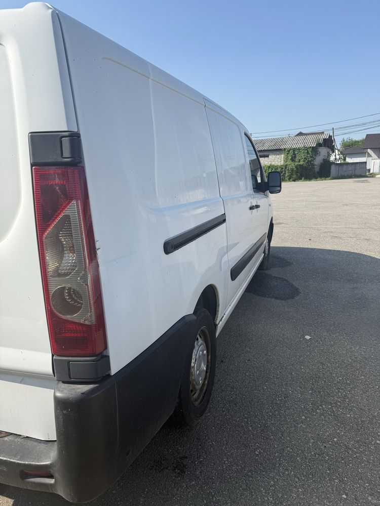 Citroen dispatxh volqn dreapta