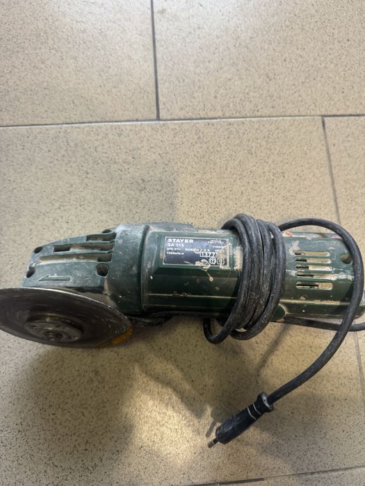 Ъглошлайф Stayer Италиански