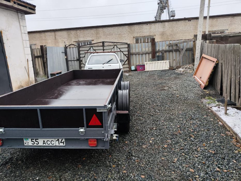 Продам прицеп самосвал