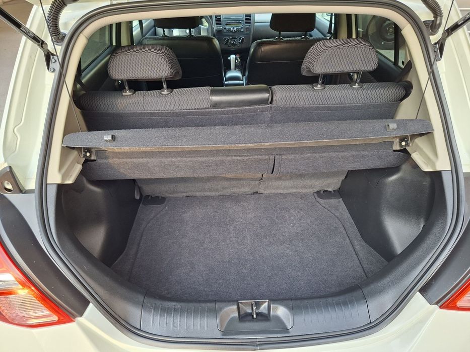 Nissan tiida 2009 Avtomat