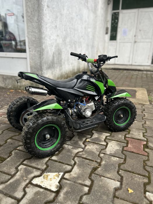Vand ATV pe benzina, ptr copii.