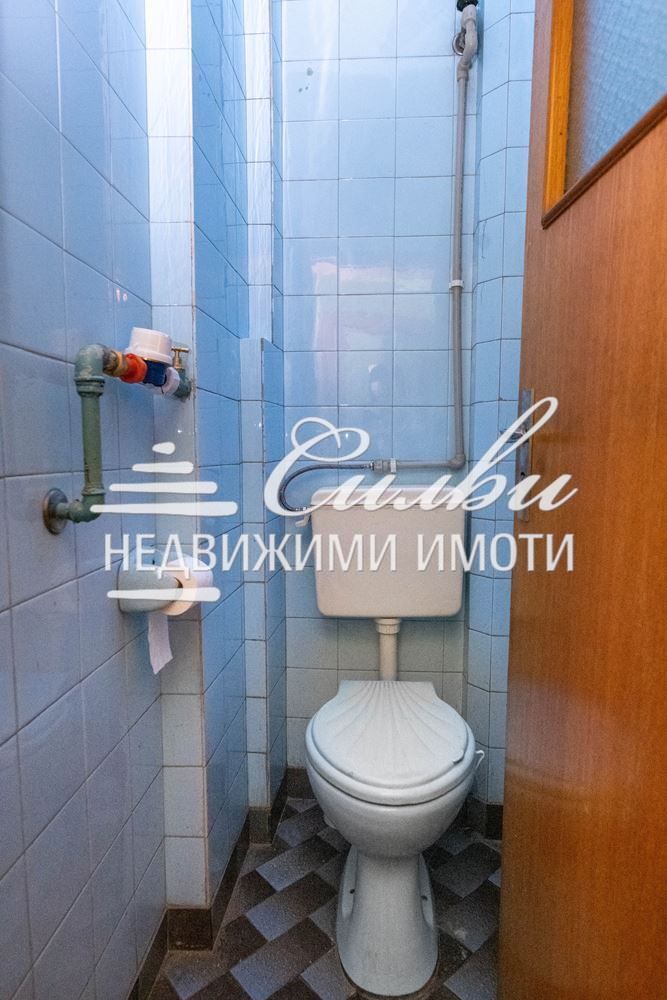 Многостаен ТУХЛЕН апартамент - кв.Математическа гимназия