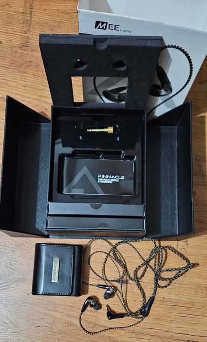 casti in-ear MEE audio Pinneacle P1 audiophile