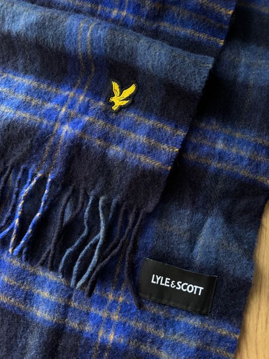 Шал Lyle & Scott Tartan Lambswool Scarf  100% естествена овча вълна.