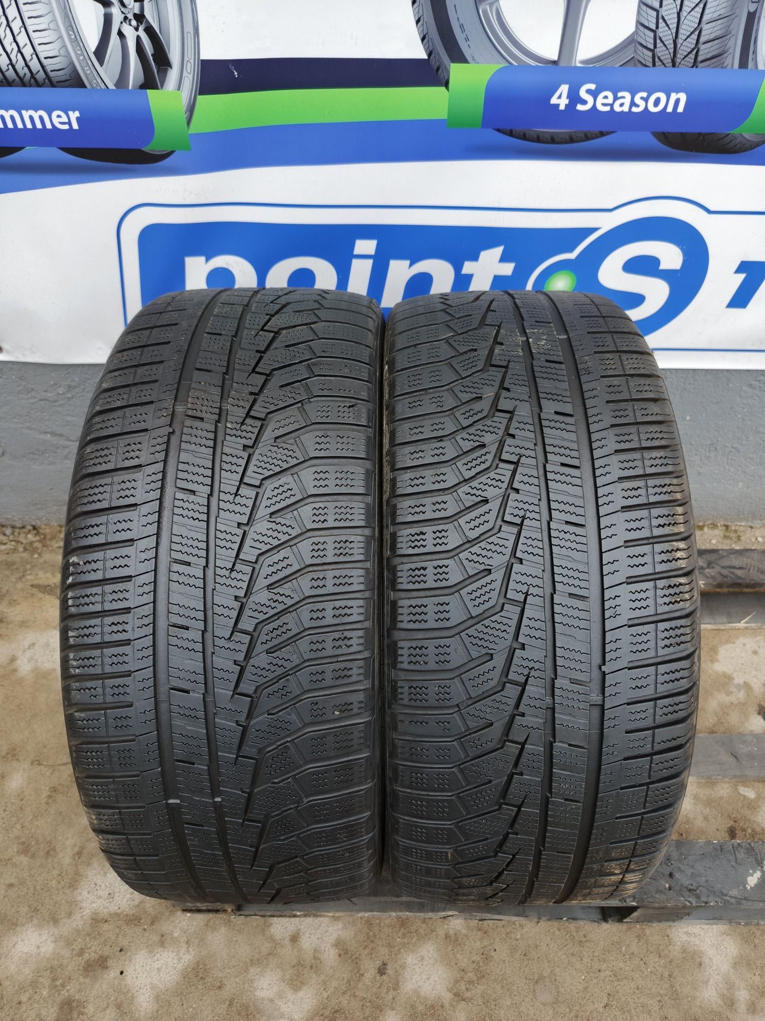 235.40.19 Hankook M+S Second-hand