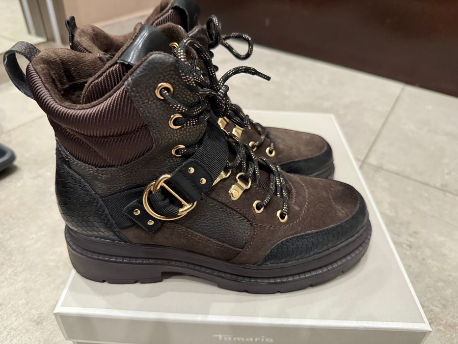 Дамски кожени боти