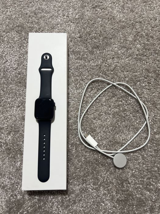 Apple Watch series 7, 41 mm продам СРОЧНО! Акб 100%