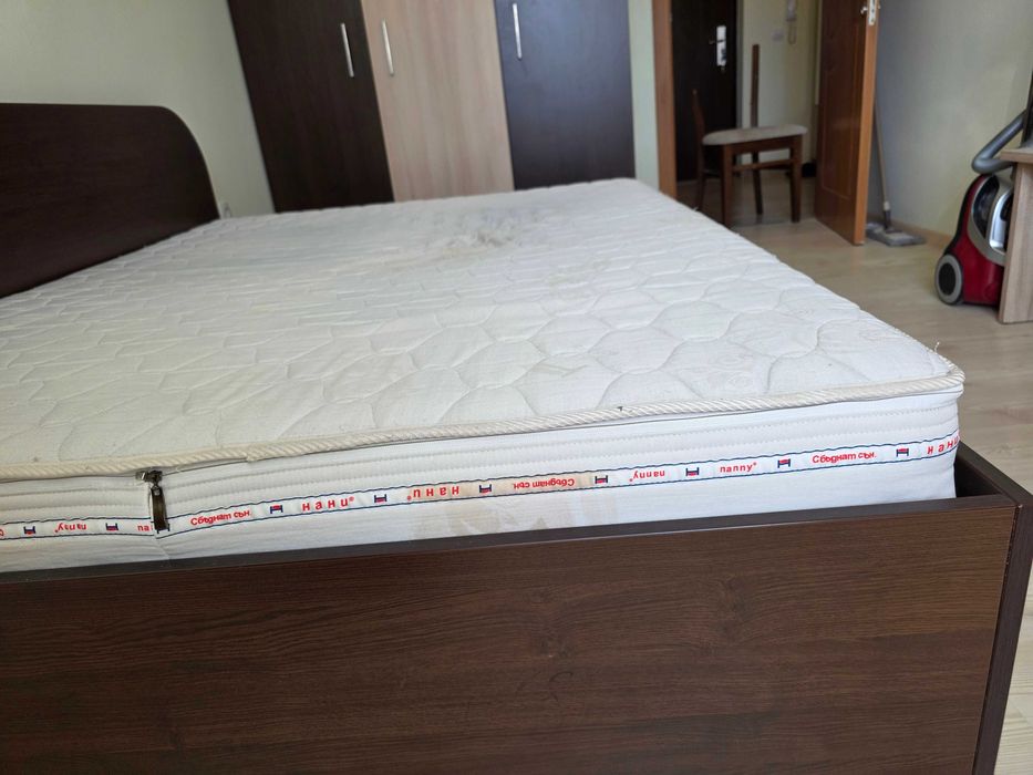 Легло персон и половина + Матрак (Нани)