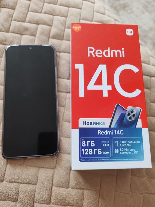 Продам практически новый смартфон