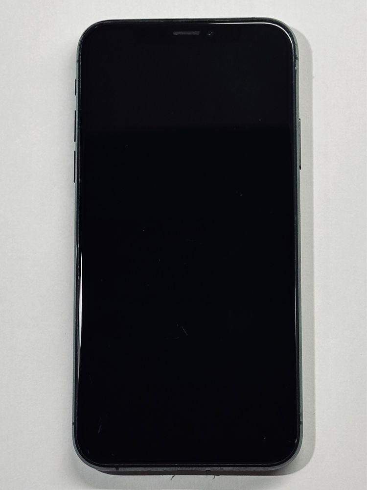 iPhone XS Black 94% battery