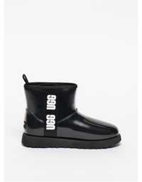 Ugg negre cu aspect lacuit