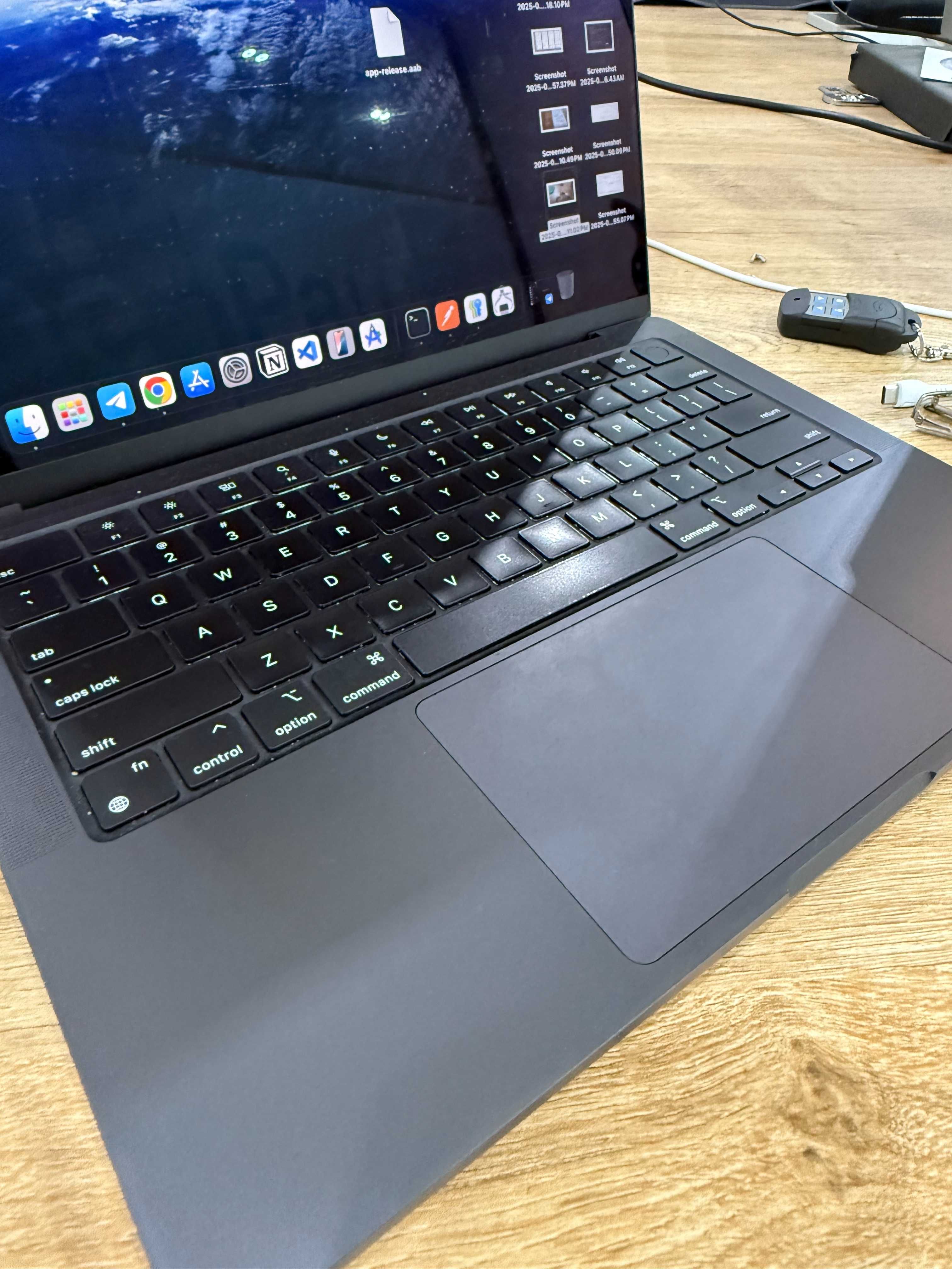 Macbook M3 Pro 18/512 15 Cycle
