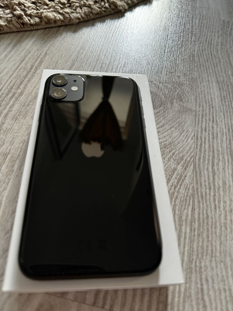 IPHONE 11,64gb,black,aspect 10/10.