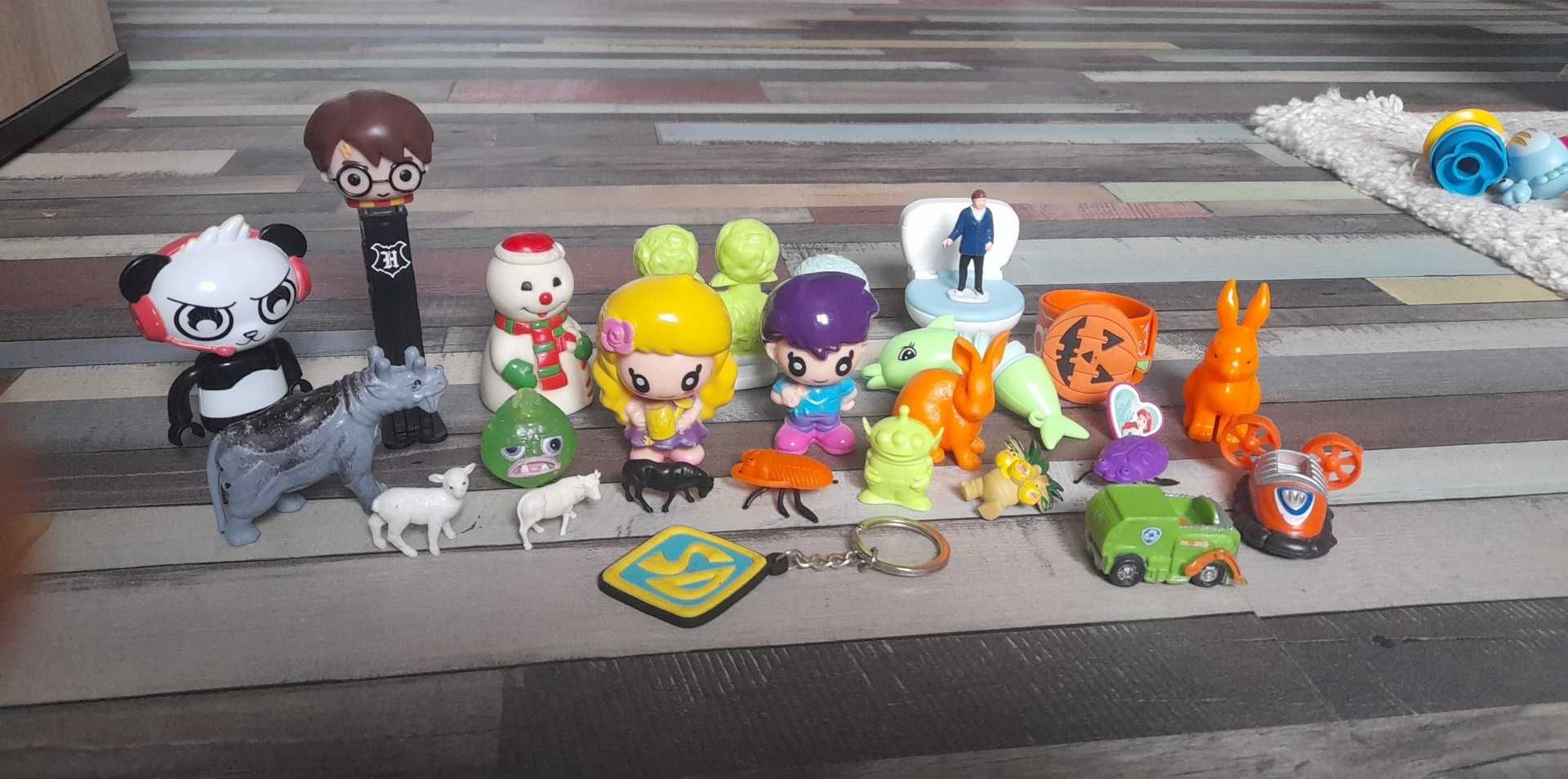 Loturide jucarii si figurine pentru copii si colectionari