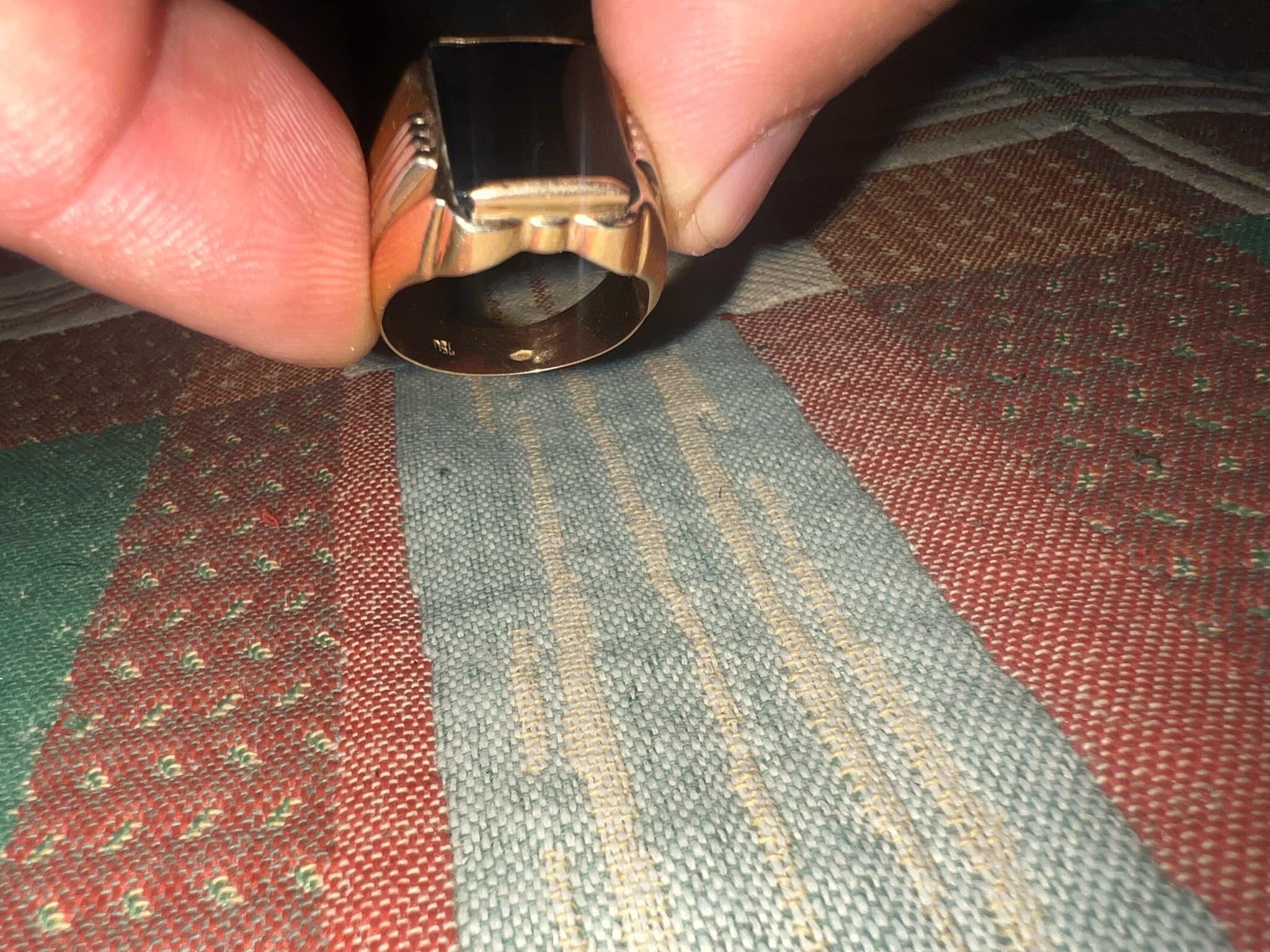 vand ghiul de barbati 18k 8,7g