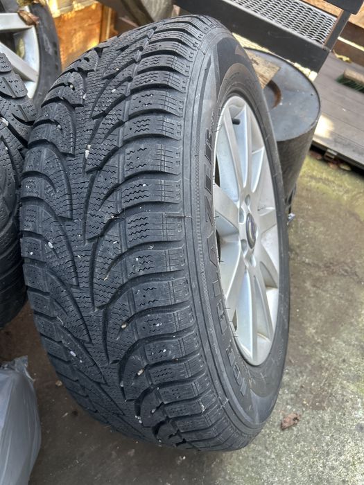 Jante +anvelope xc 90 in stare super 17 inch