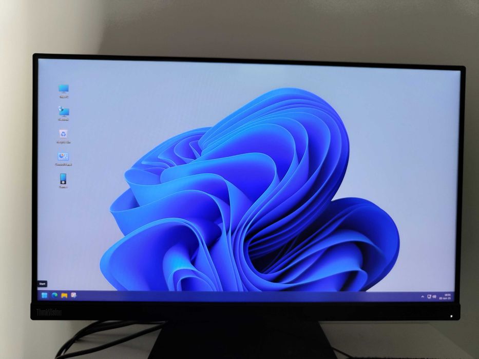 Monitor Lenovo ThinkVision LED IPS 23.8" Full HD