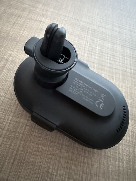 Suport auto telefon cu incarcare wireless Xiaomi