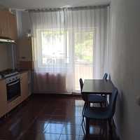 Închiriez apartament