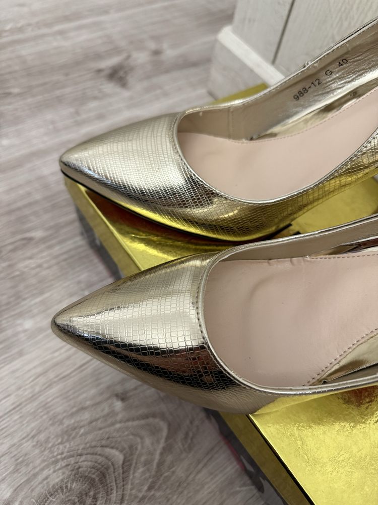 Pantofi stiletto | NOI