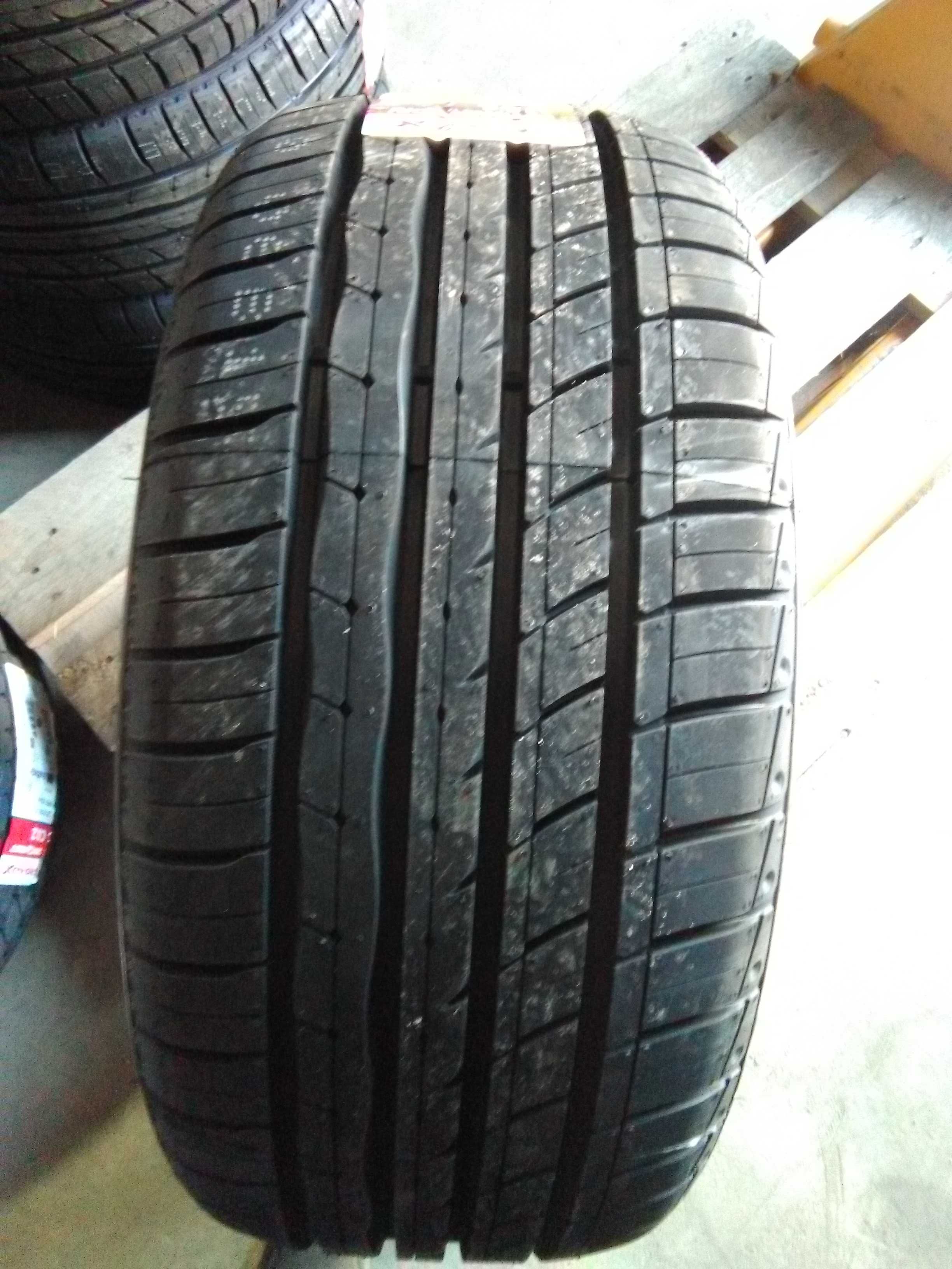 Продавам нови летни гуми 225/50R17 98W XL Roadx RX Motion -125 лв/бр