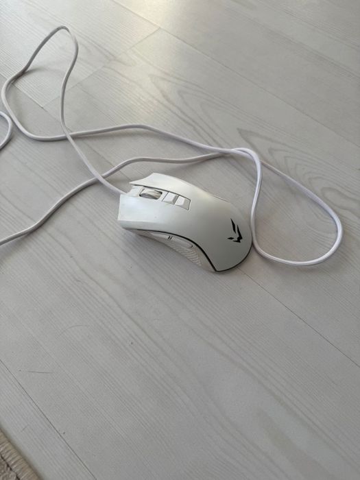 Продам микрофон Razer