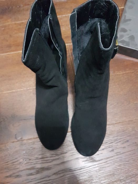 Botine piele întoarsă
