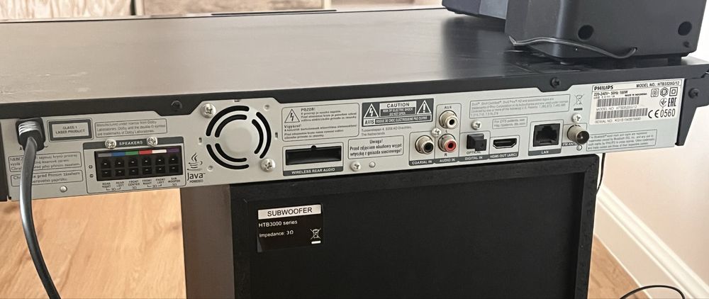 Sistem audio Philips 5.1 HTB352 de 1000W