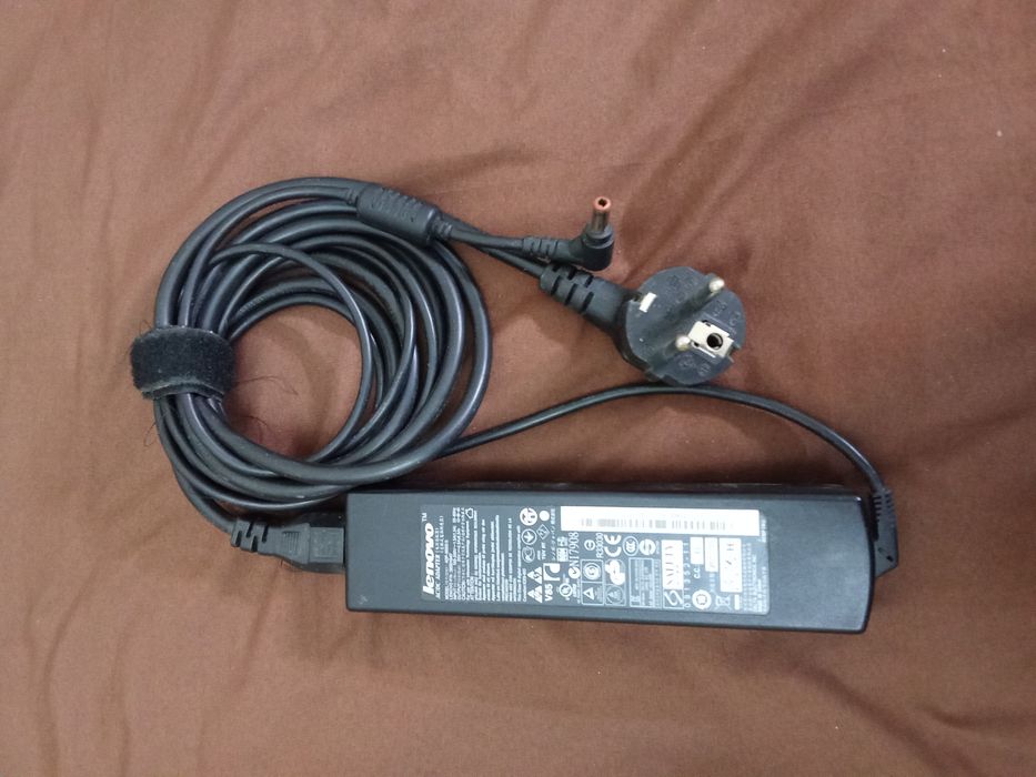 Блок питания для ноутбука   Lenovо.(Оригинал)