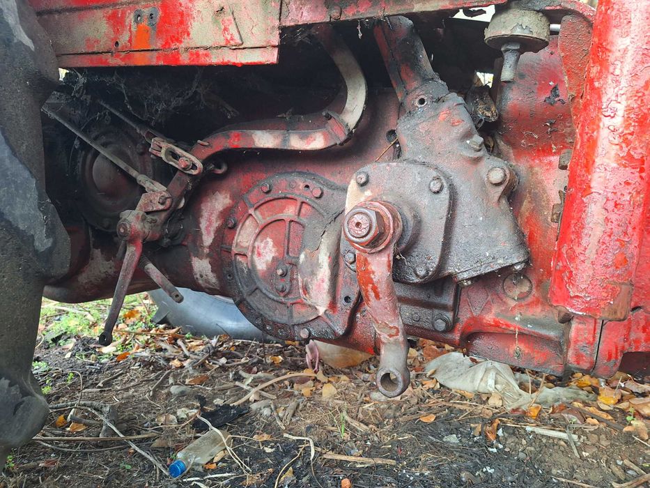 Трактор ЮМЗ 2бр. цял или за части