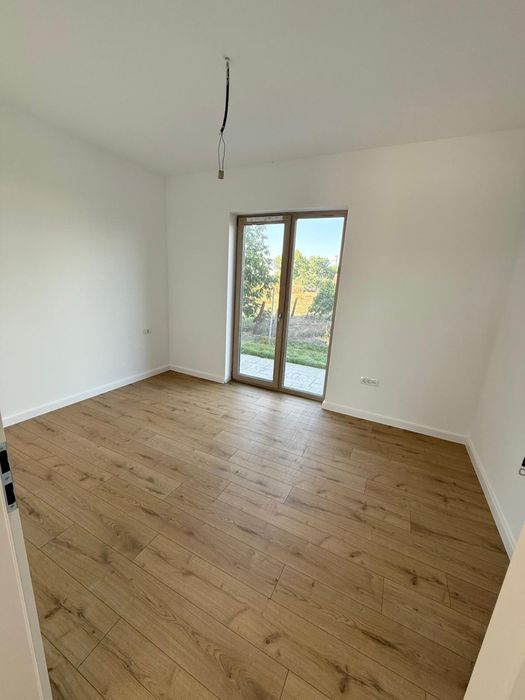 Apartamente noi cu 3 camere !!