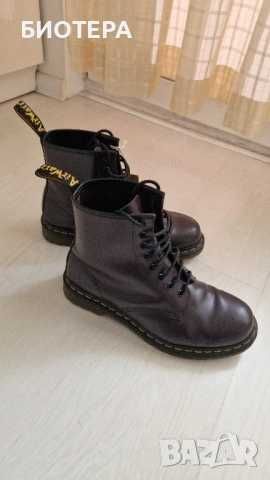 Оригинални Dr. Martens 1460 кожени боти – номер 42