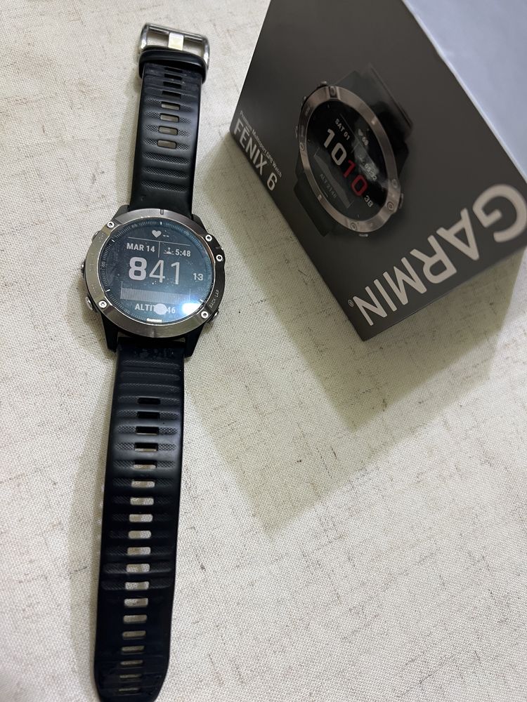 De vanzare Garmin Fenix 6