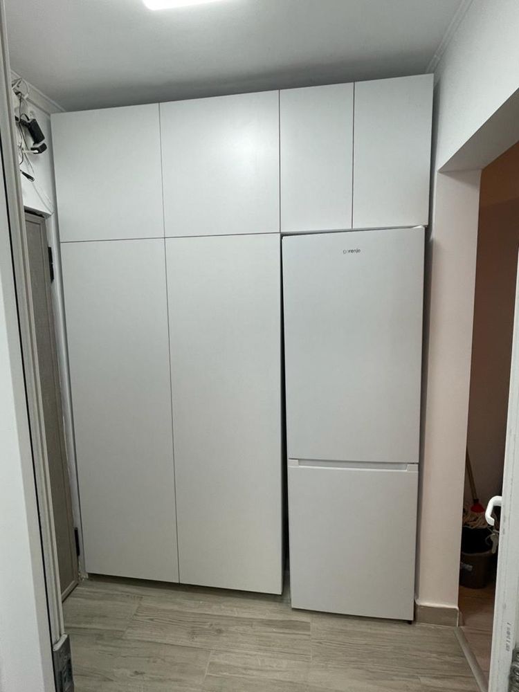 Inchiriez apartament cu o camera, zona Circumvalatiunii