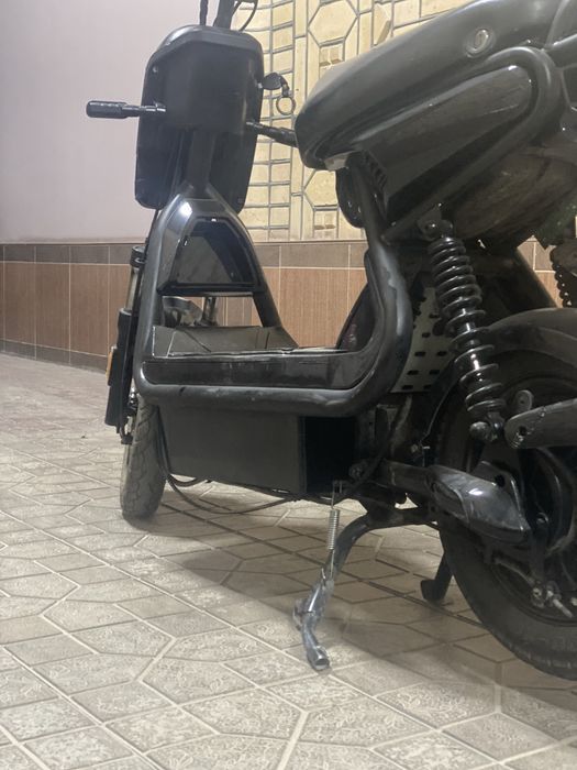 Авалон          скутер